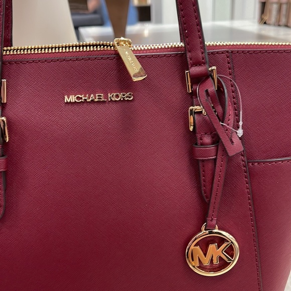 MICHAEL KORS Charlotte Large Leather Top-Zip Tote
Dark Cherry NWT - Picture 8 of 16